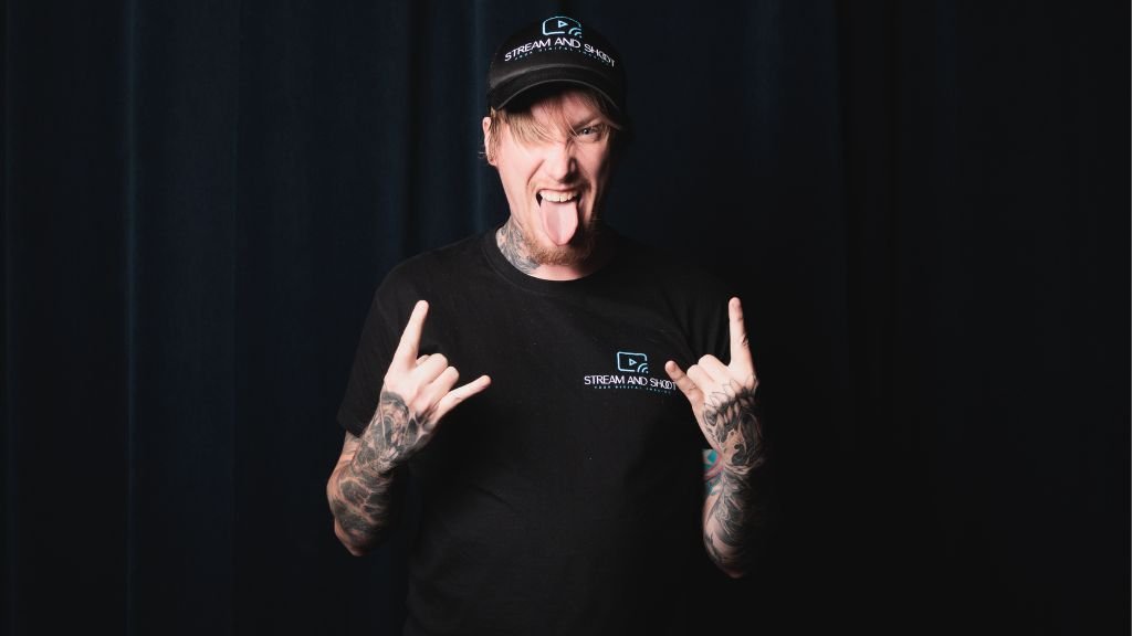 Jas le fondateur du Studiobooth un peu déjanté LeStudiobooth Jason Macca Photomaton haut de gamme et accessible