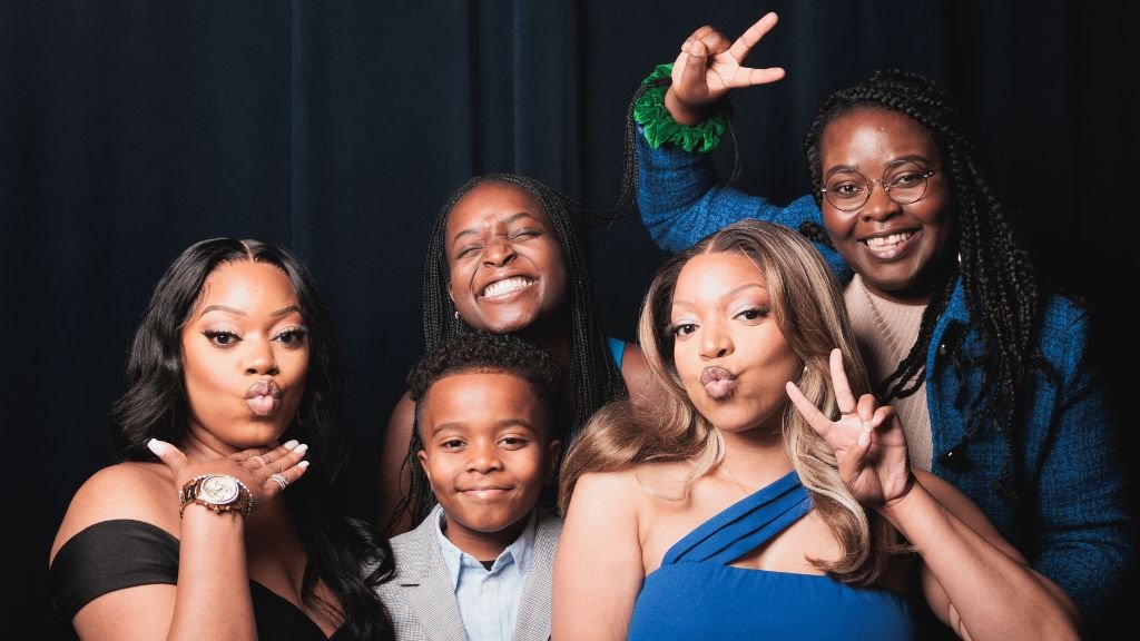 Soirée Yvoirienne LeStudiobooth Jason Macca Photomaton haut de gamme et accessible